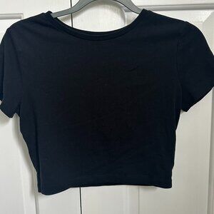 Wild Fable Women's Cropped Black Short-Sleeve Top, M